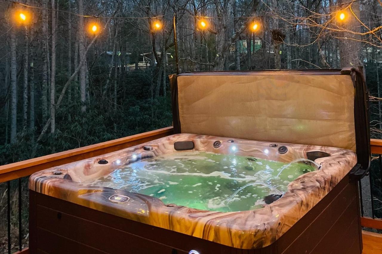 Lazy Bear-Hottub, Pet Friendly, Private Home Just 15 Minutes To Asheville.. Fairview Exterior foto